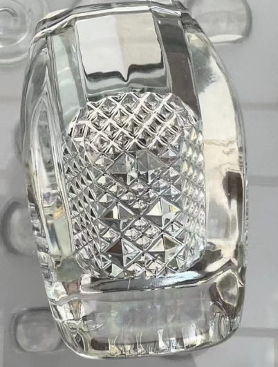 水晶件